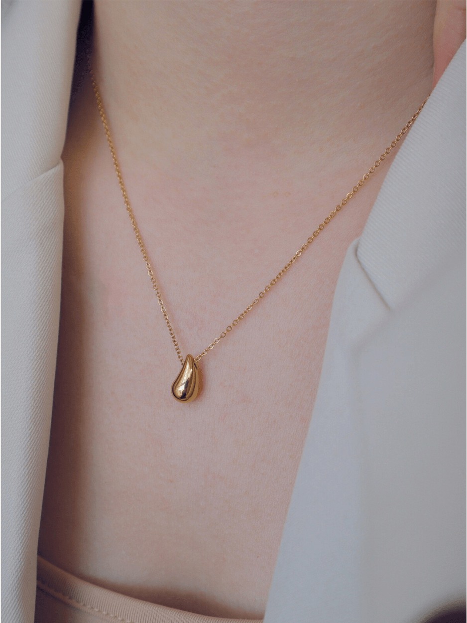 MNML Minimalist Teardrop Necklace everyday styling — waterproof minimal necklace Malaysia