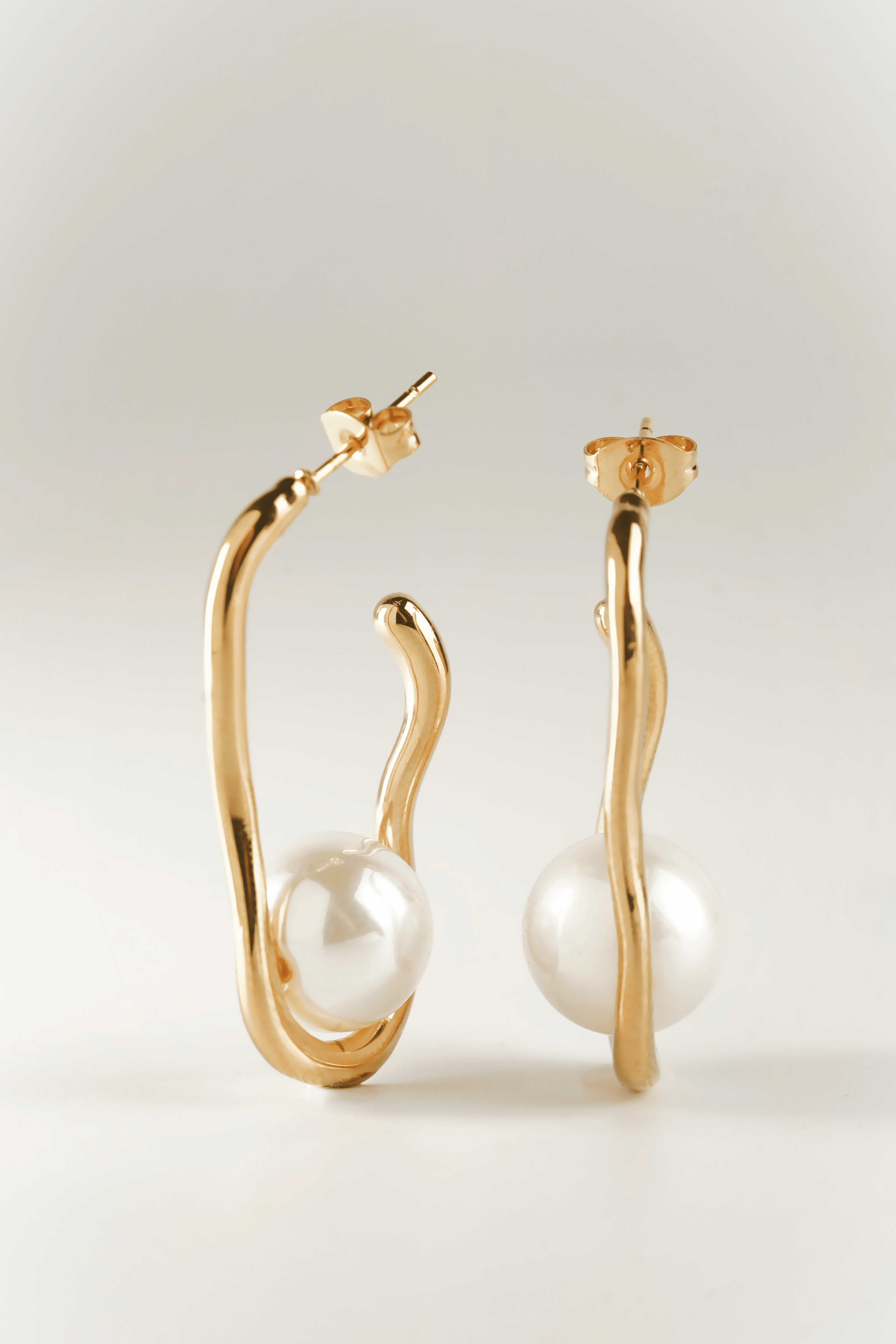 MNML Nova Sculpt Pearl Earrings in gold stainless steel — front view, sculptural pearl earrings Malaysia