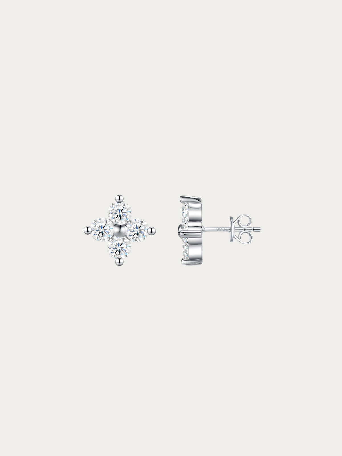 Side profile of the Piper Bloom clover stud