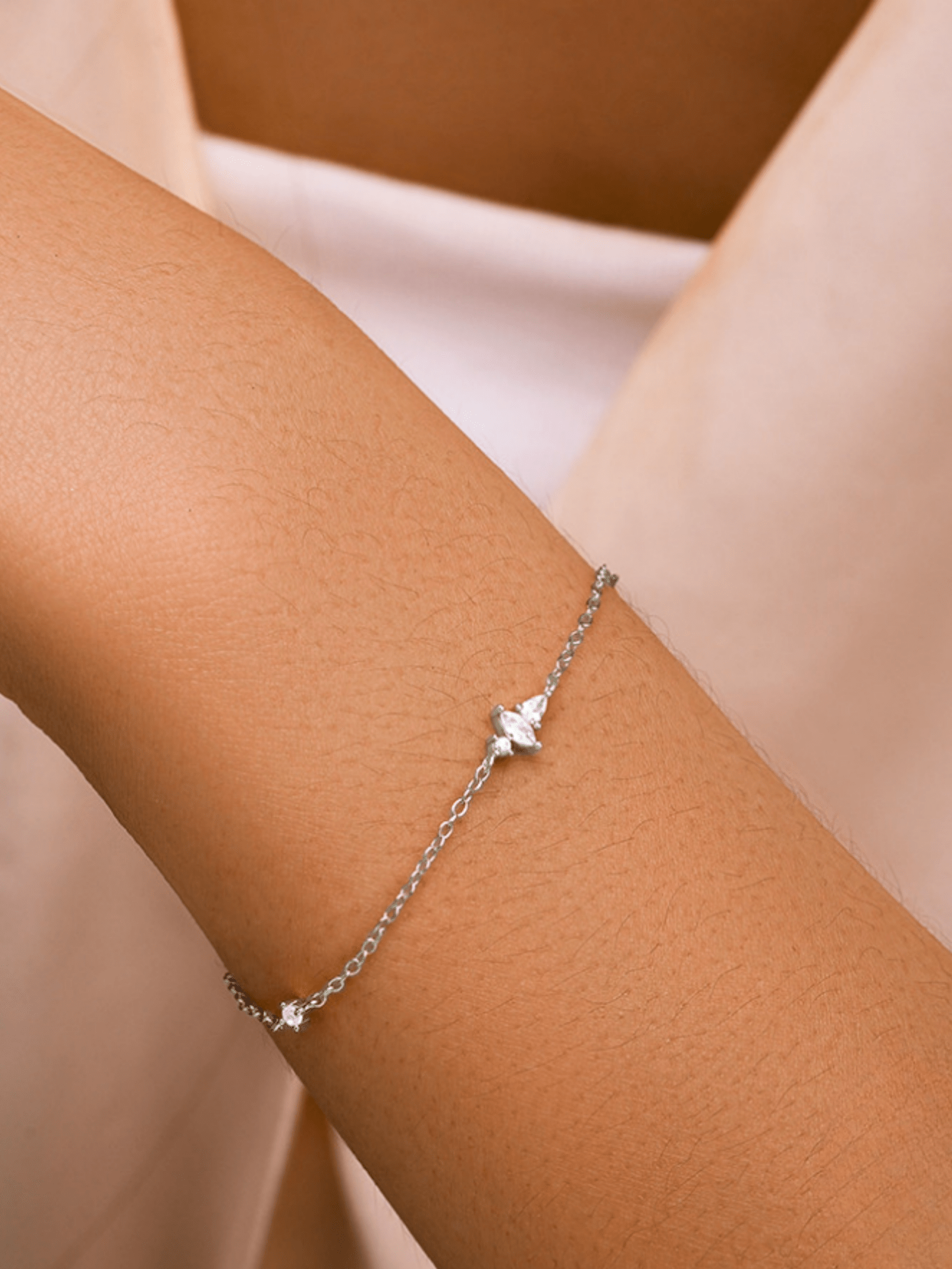 Model wearing NORTH Sparkling Diamonds Bracelet on wrist