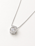 Macro detail of floating dancing stone on Orianna Heartbeat Dancing Diamond Necklace