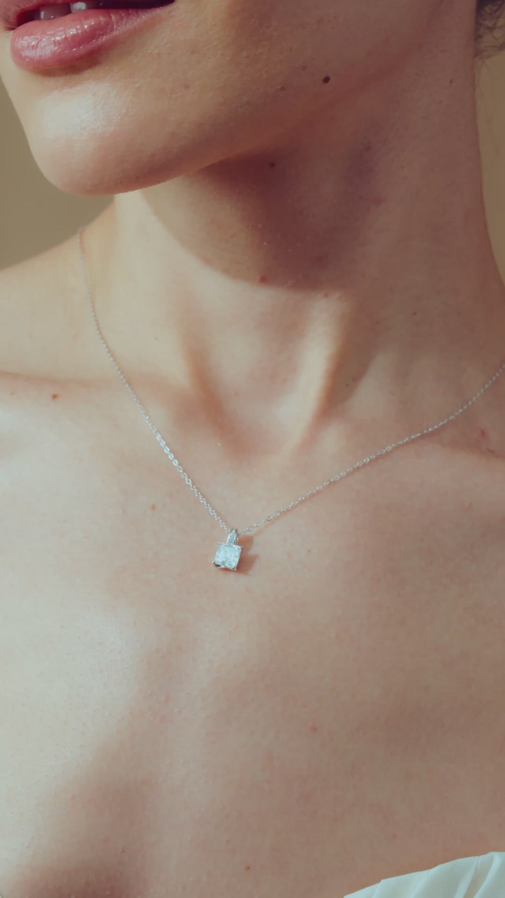 Solenne Moissanite Necklace – 1 Carat Square Cut