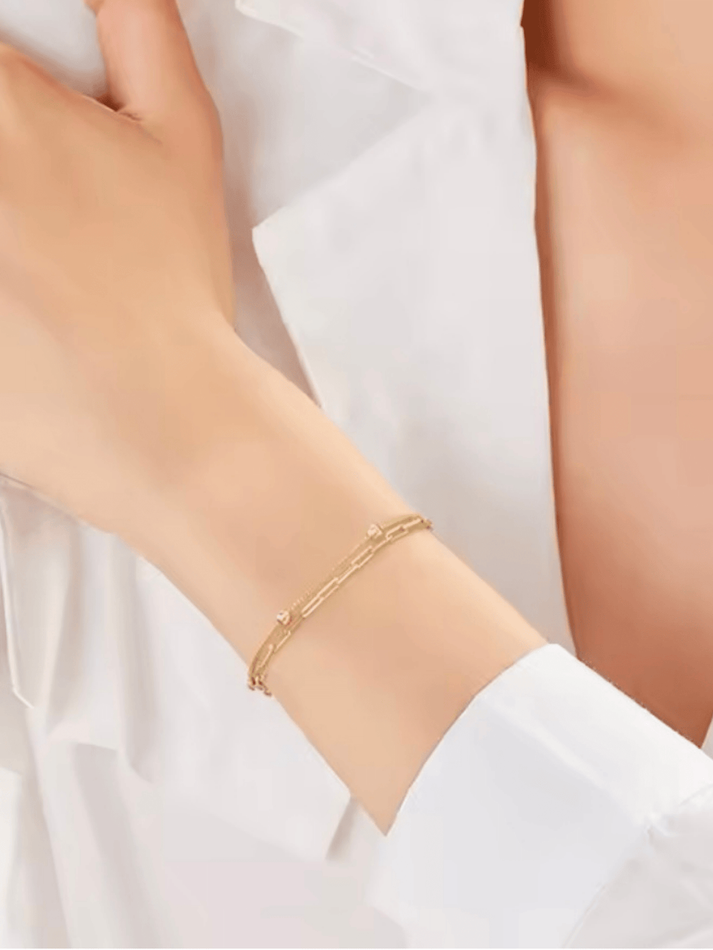 Model wearing REMY Paperclip Bead Chain Bracelet on wrist