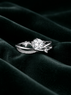 round brilliant moissanite ring