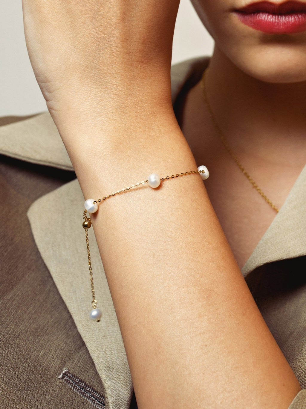 elegant pearl bracelet gift for women