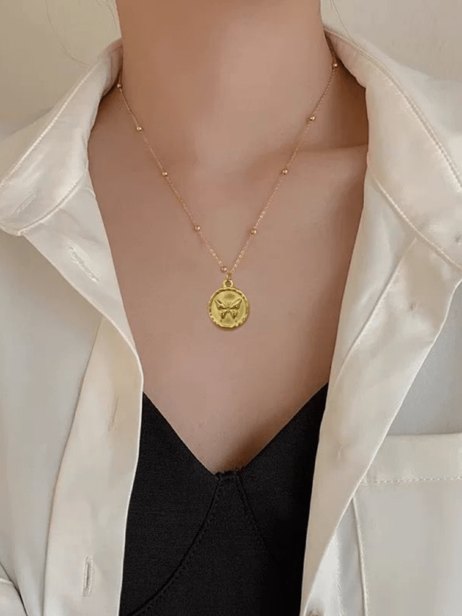 Butterfly Round Pendant Beaded Chain Necklace - Minimalist Lab