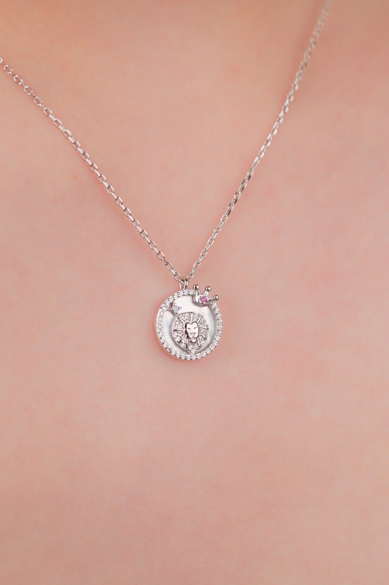 LEO Mother of Pearl Sterling Silver Necklace - Minimalist Lab