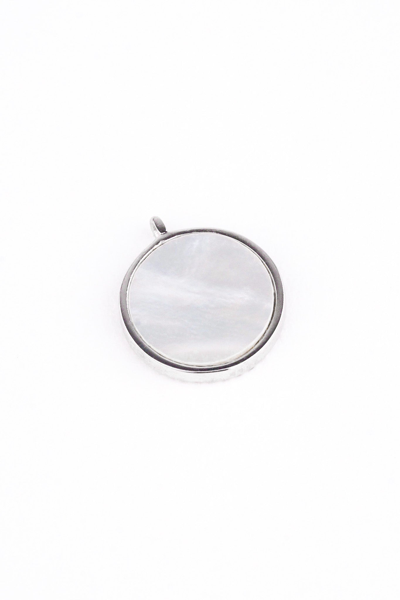 LEO Mother of Pearl Sterling Silver Necklace - Minimalist Lab