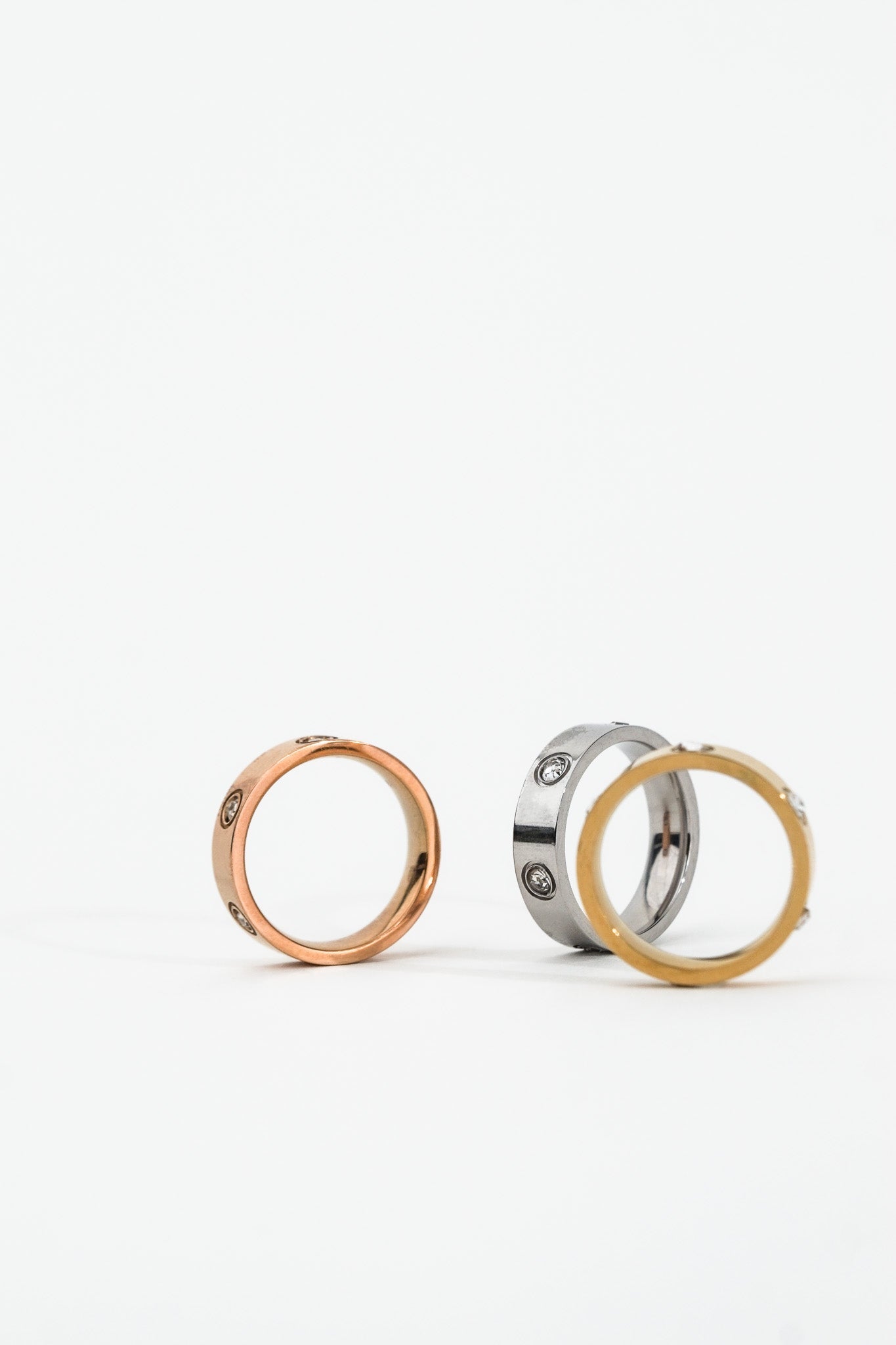 Lenn Diamond Band Ring - Minimalist Lab