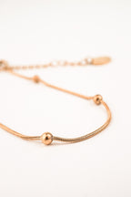 bead accent chain bracelet detail close up